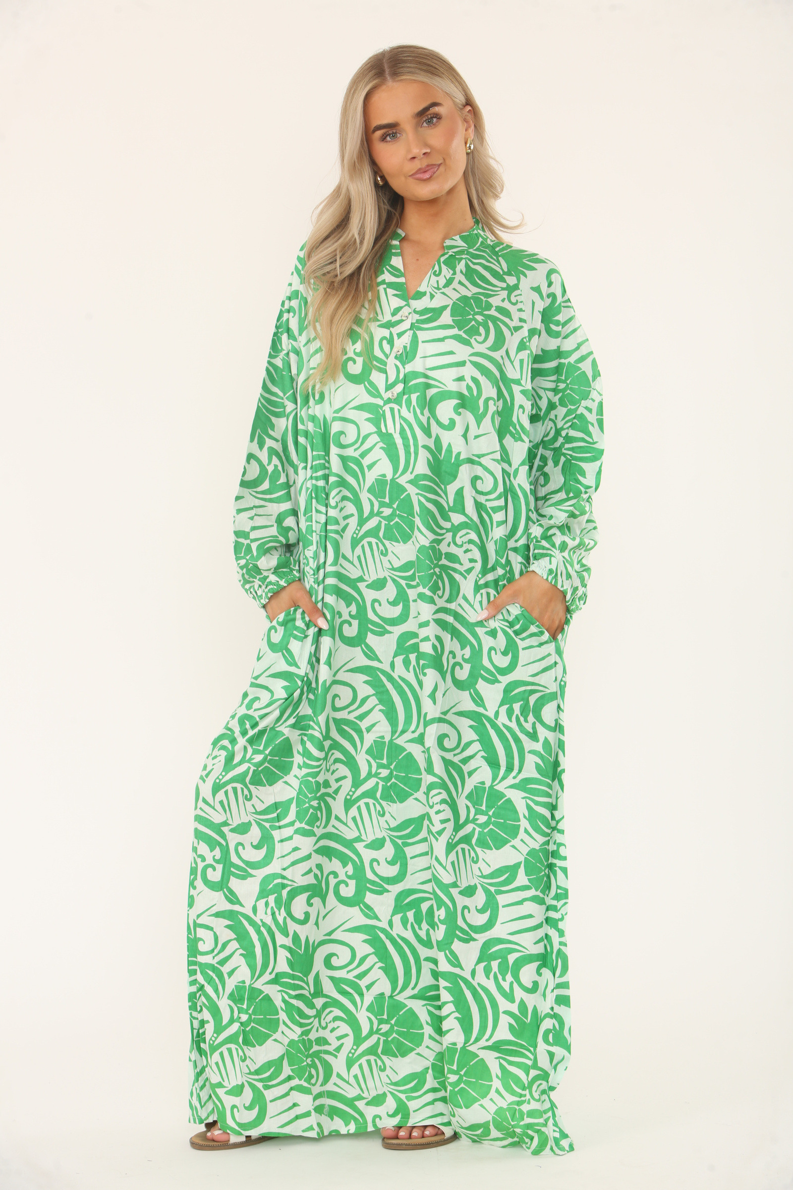 Grossiste SK MODE - Robe Maxi Imprimé Feuilles Palma Viva Liberté et Fraîcheur d'Été - SKS1267