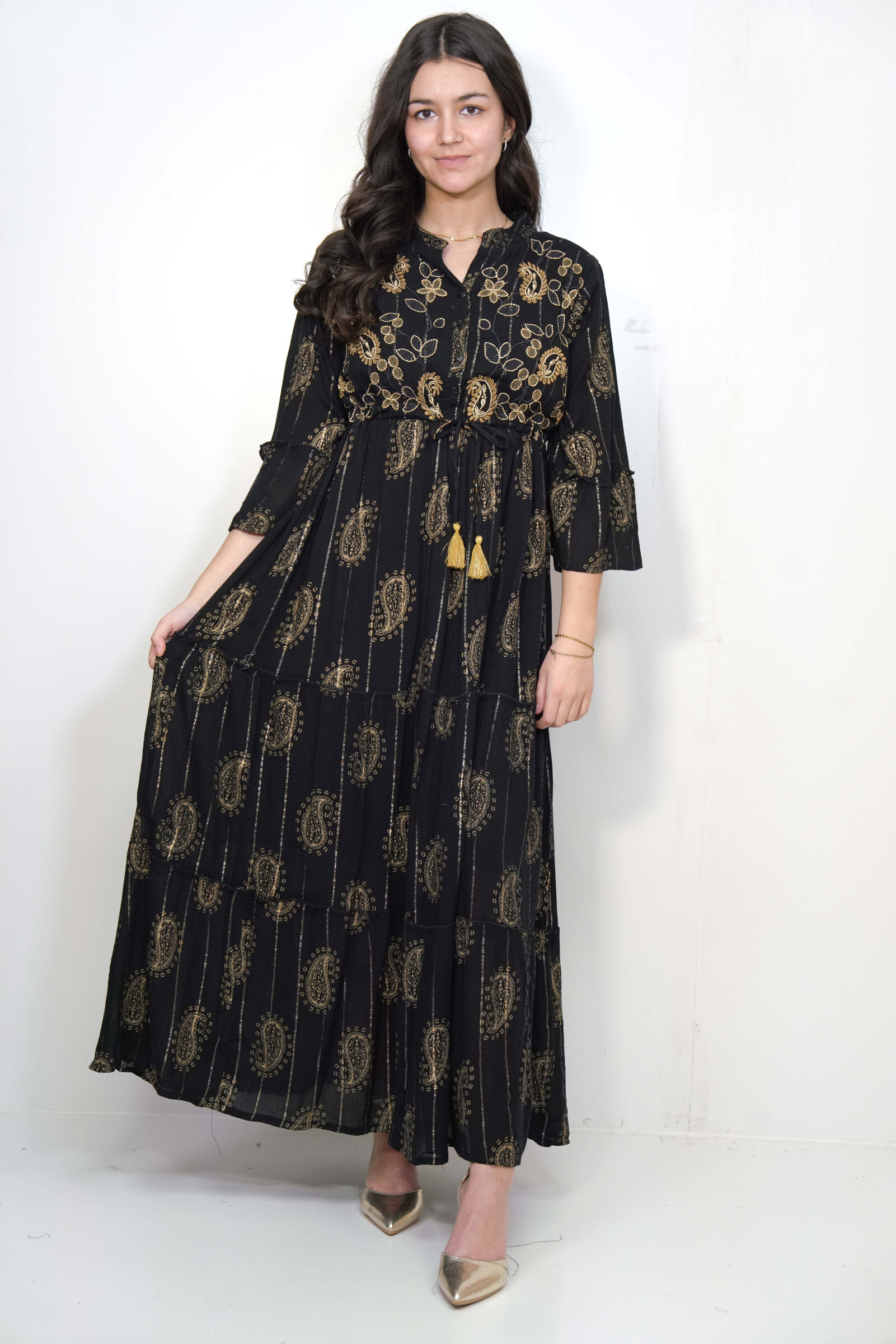 Wholesaler SK MODE - "Maharani dress - Bohemian elegance with golden reflections"