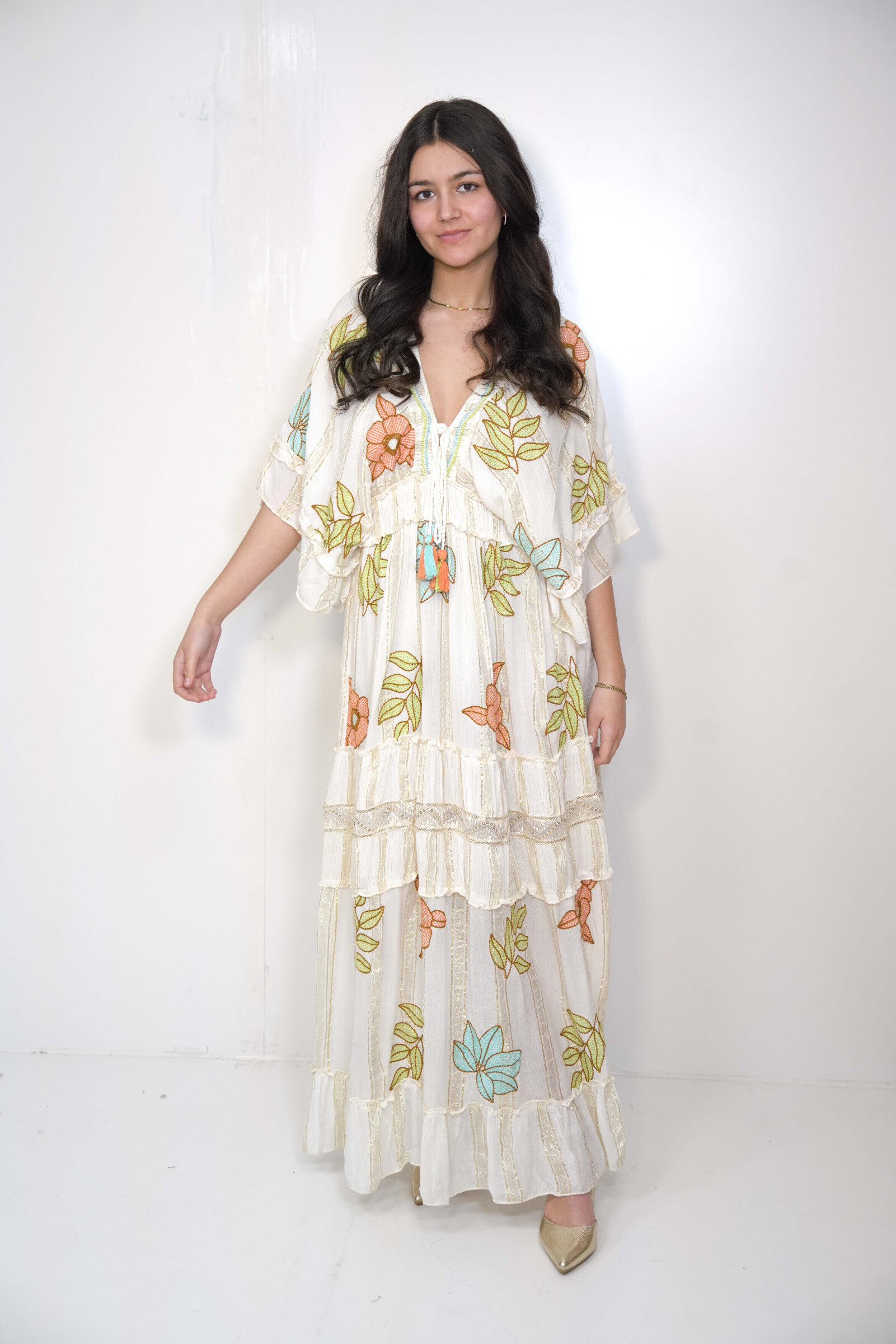 Wholesaler SK MODE - "Flora mística - long embroidered dress with natural inspirations"