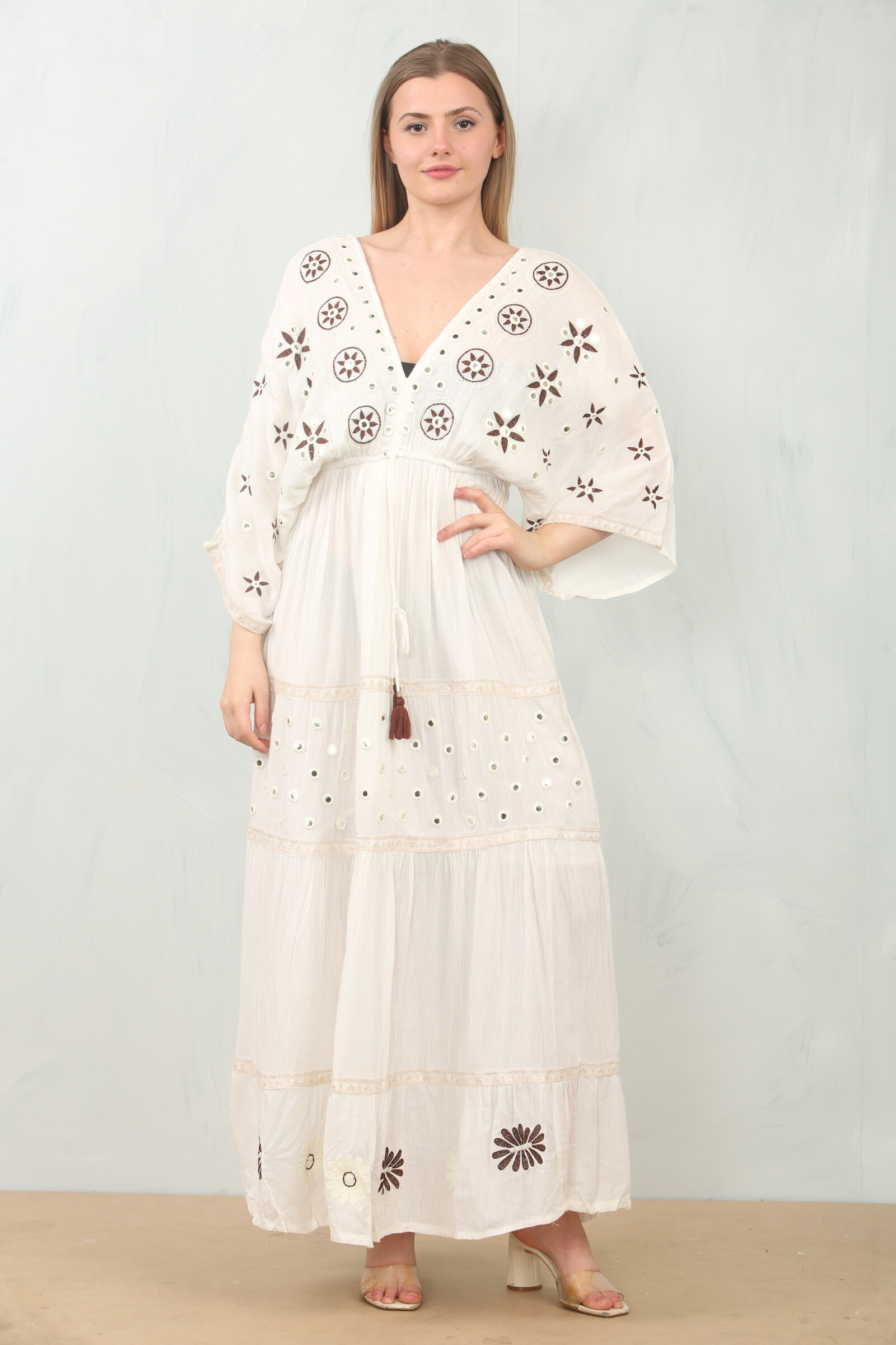 Wholesaler SK MODE - Long embroidered bohemian dress-ethnic elegance and fluid femininity SK-051