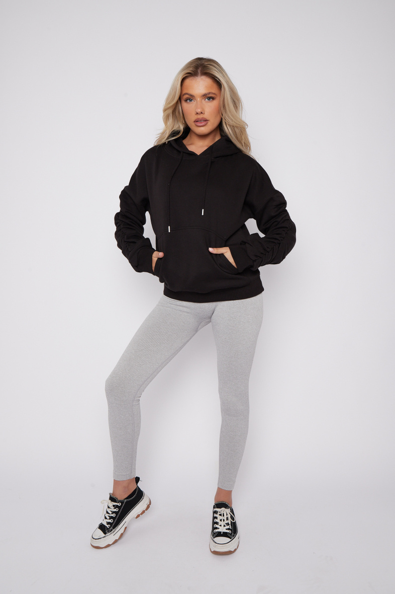 Wholesaler SK MODE - Elegantly designed hooded sweatshirt for women, ideal for layering against the cold.