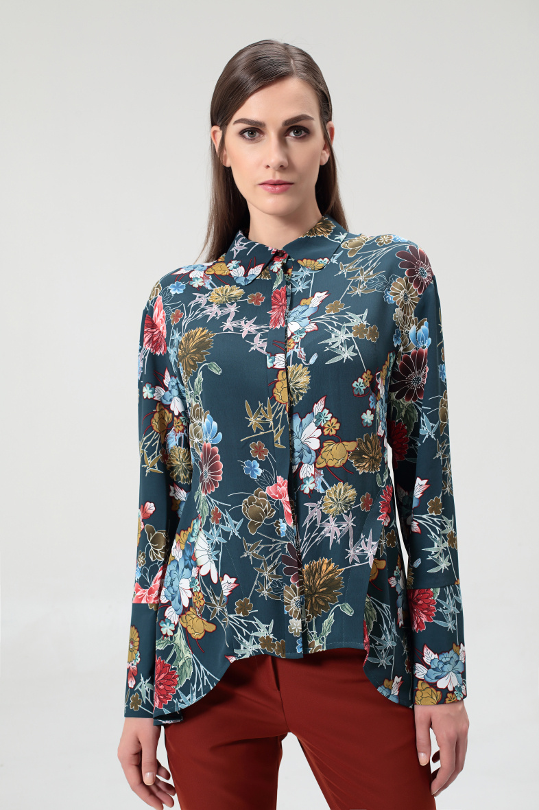 Mayorista Smart and Joy - Vestido camisero con estampado floral y lazo en el cuello