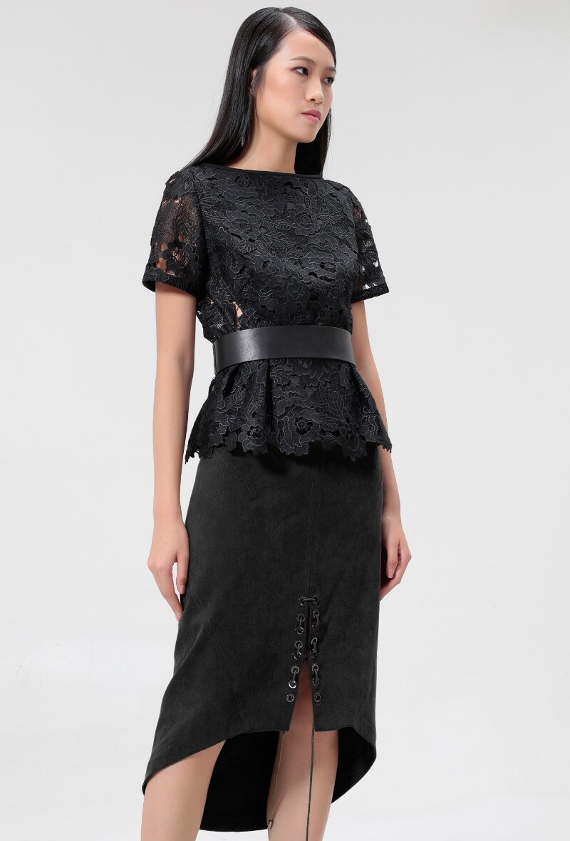 Wholesaler Smart and Joy - Plunging skirt with slit and lacing in the middle of the front