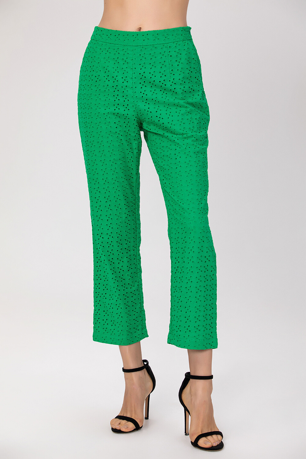 Grossiste Smart and Joy - Pantalon en broderie anglaise