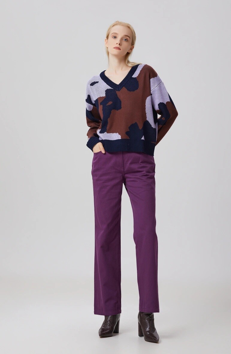 Grossiste Smart and Joy - Pull col V à motif abstrait