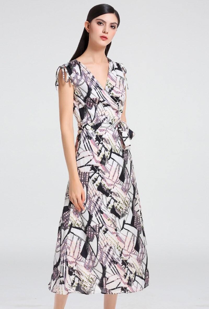 Wholesaler Smart and Joy - Flowing geometric print wrap dress
