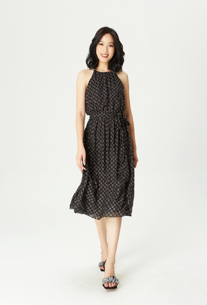 Wholesaler Smart and Joy - Cocktail dress with metal necklace