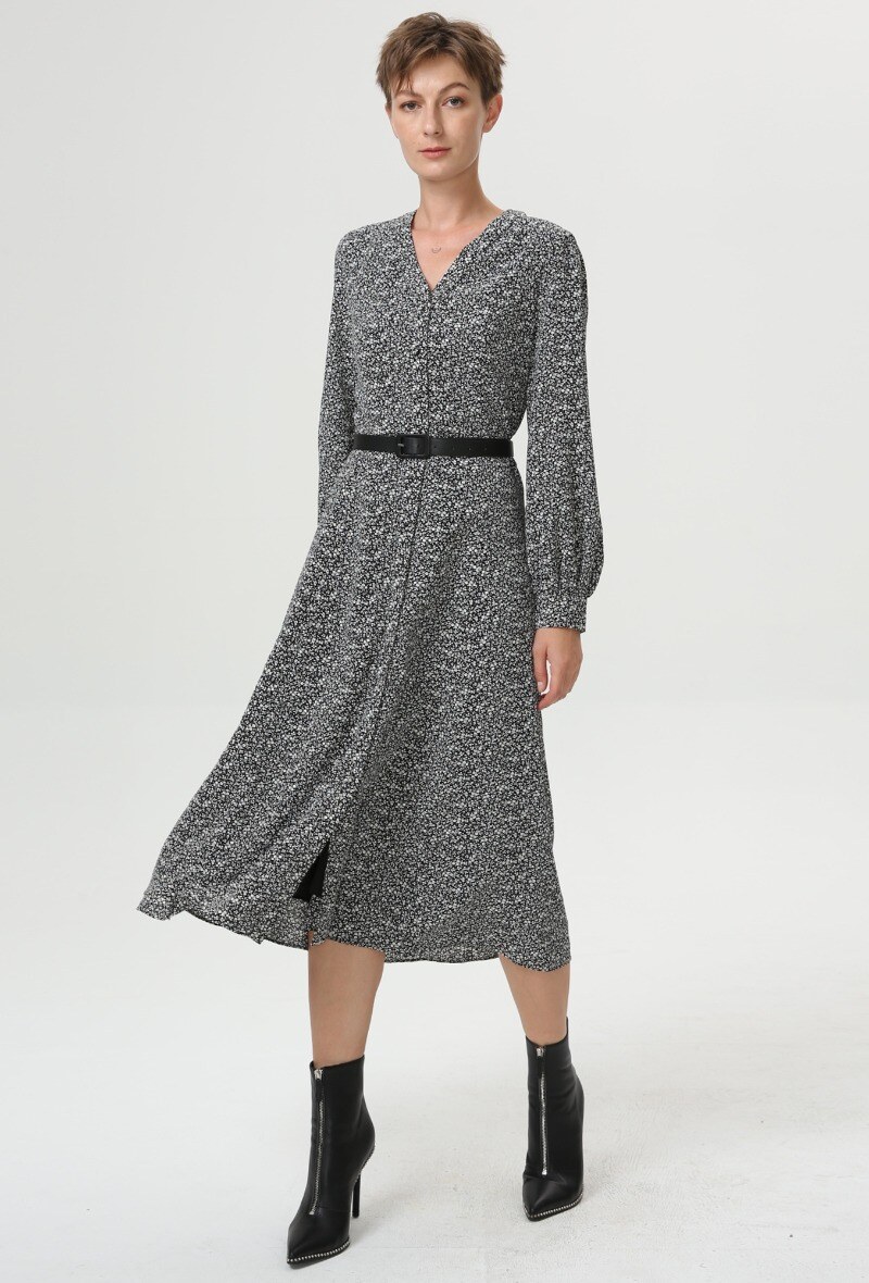 Wholesaler Smart and Joy - V-neck shirt dress, flower print and added belt