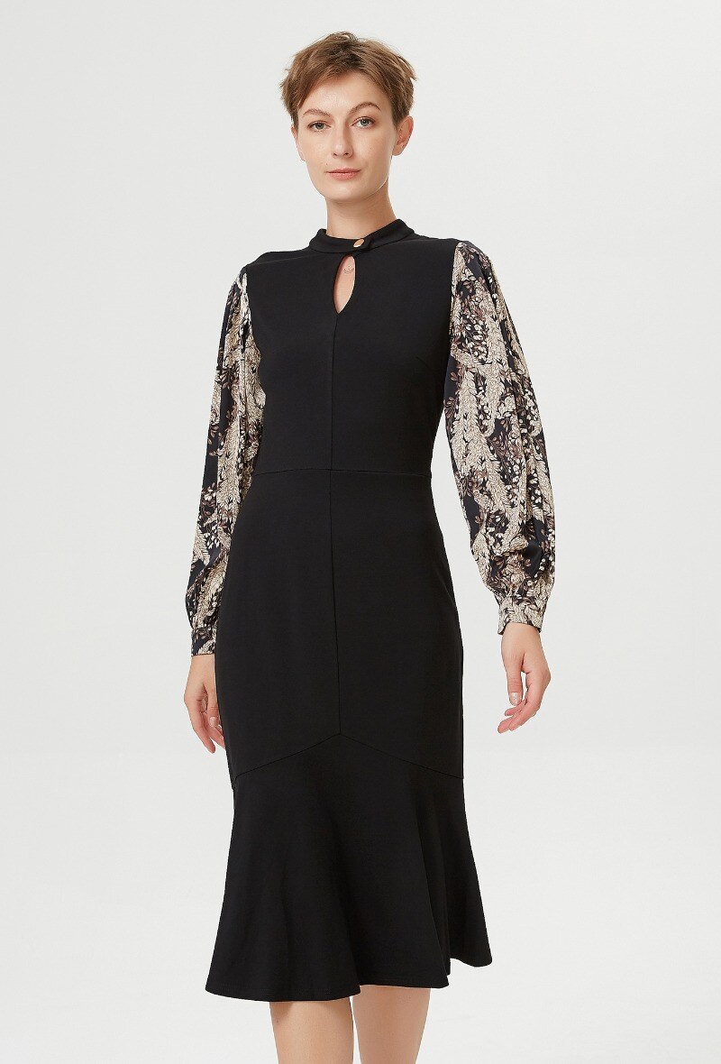 Wholesaler Smart and Joy - Fitted bi-material dress with keyhole high neck