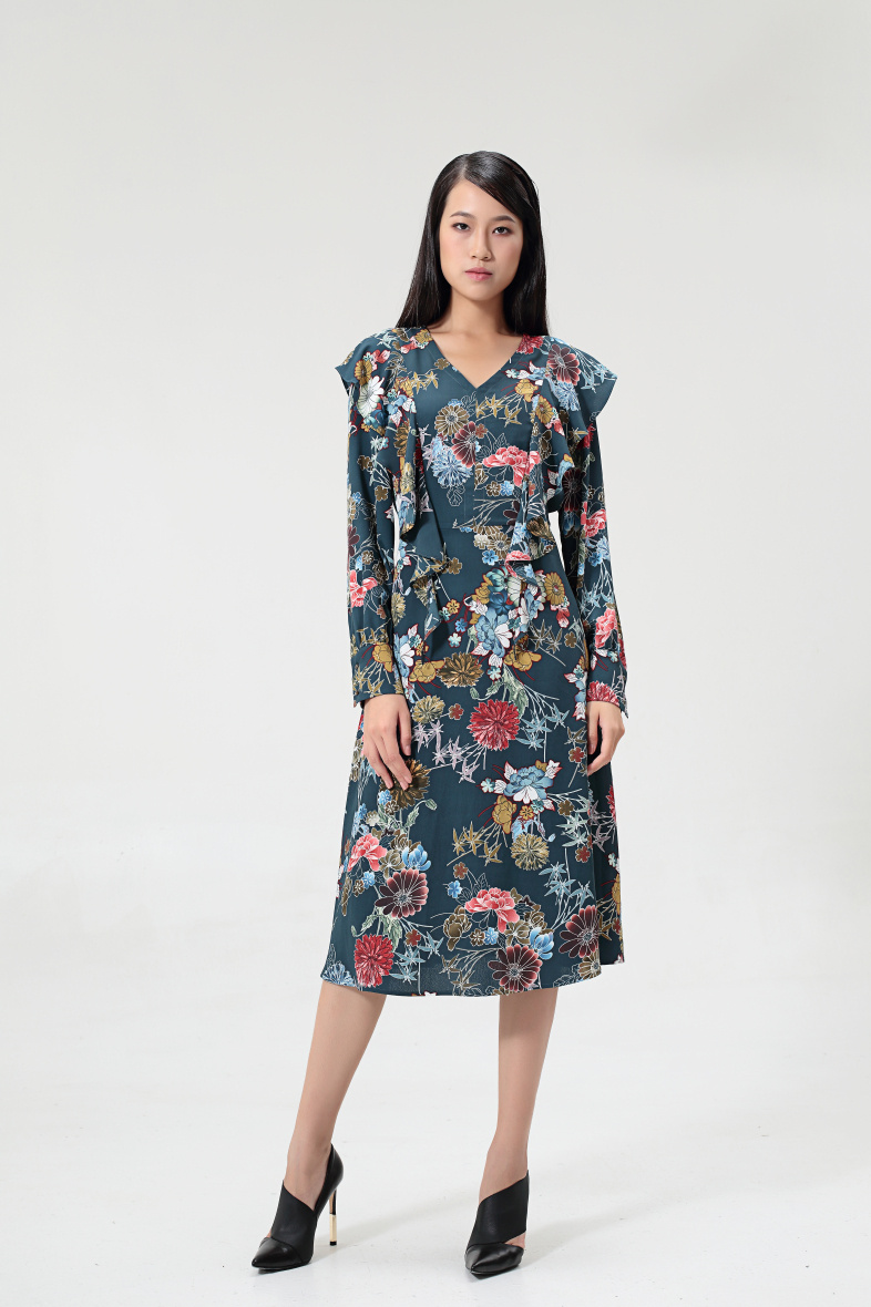 Mayorista Smart and Joy - Vestido midi bohemio con volantes y estampado floral
