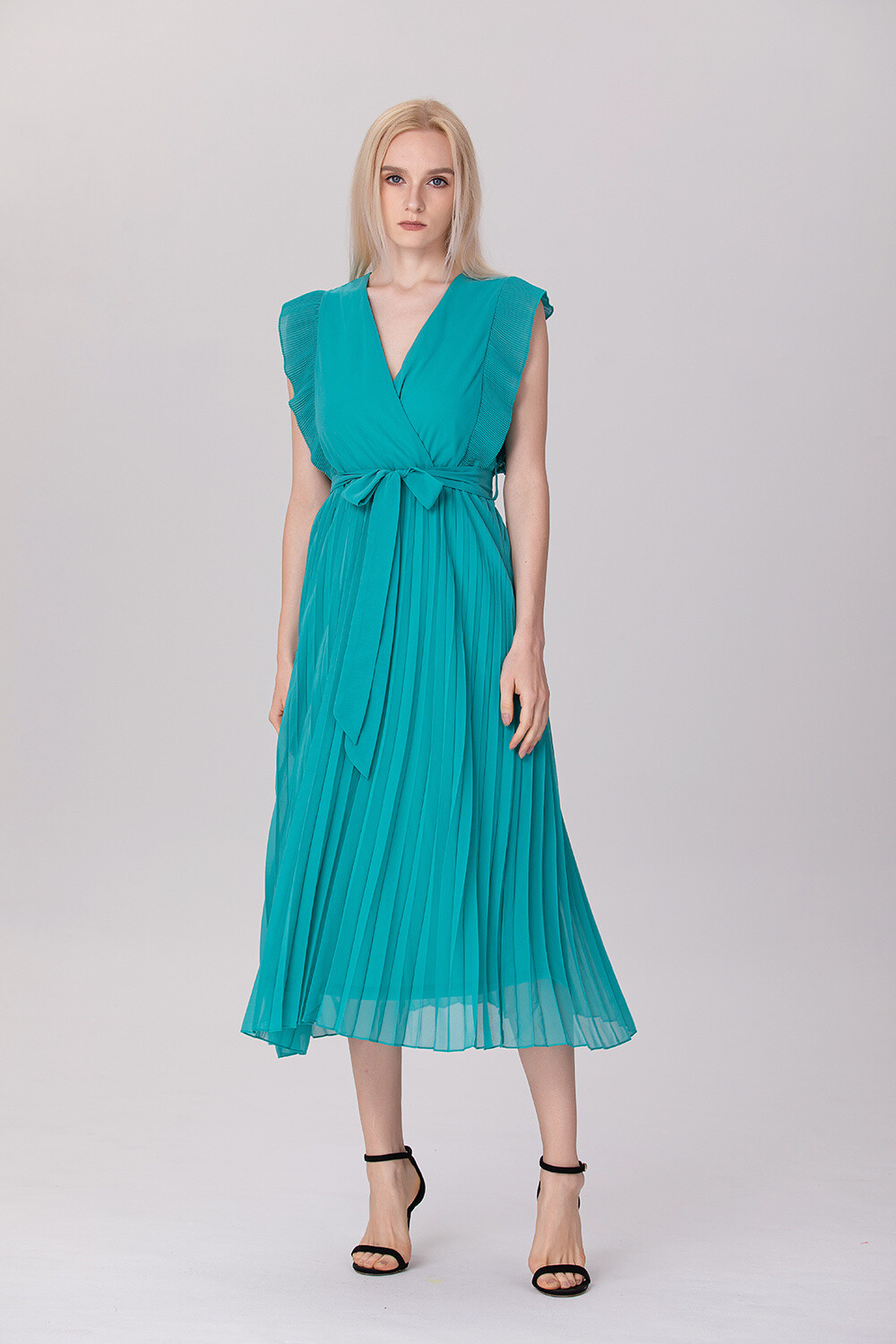 Grossiste Smart and Joy - Robe effet croisé avec volants plissés