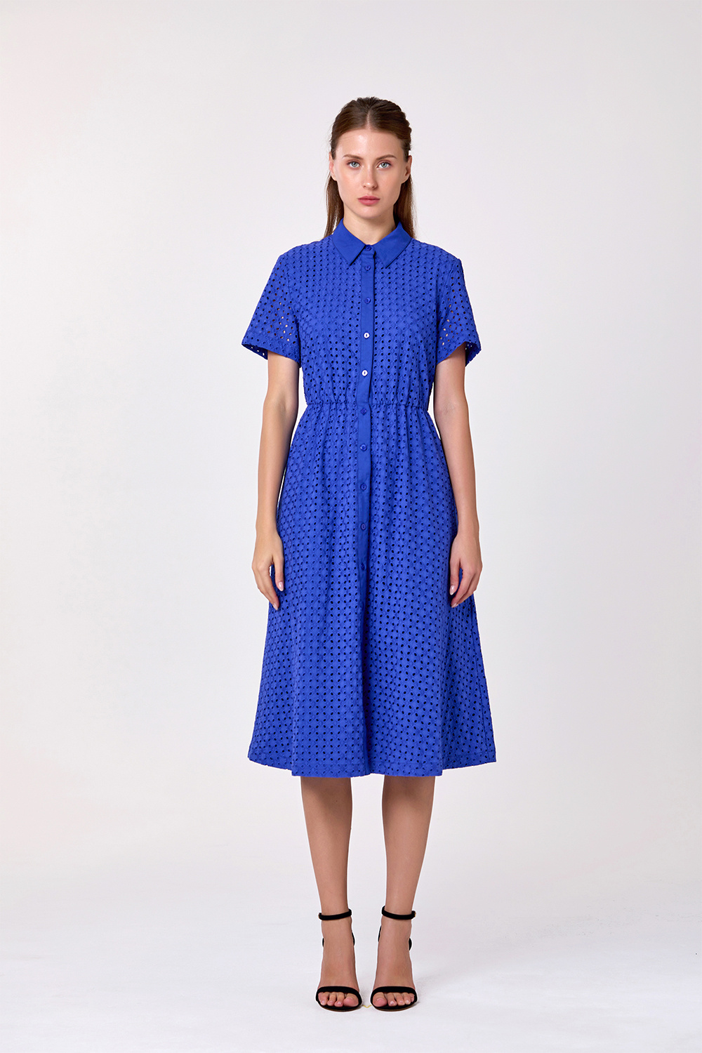 Mayorista Smart and Joy - Vestido camisero de algodón con encaje inglés