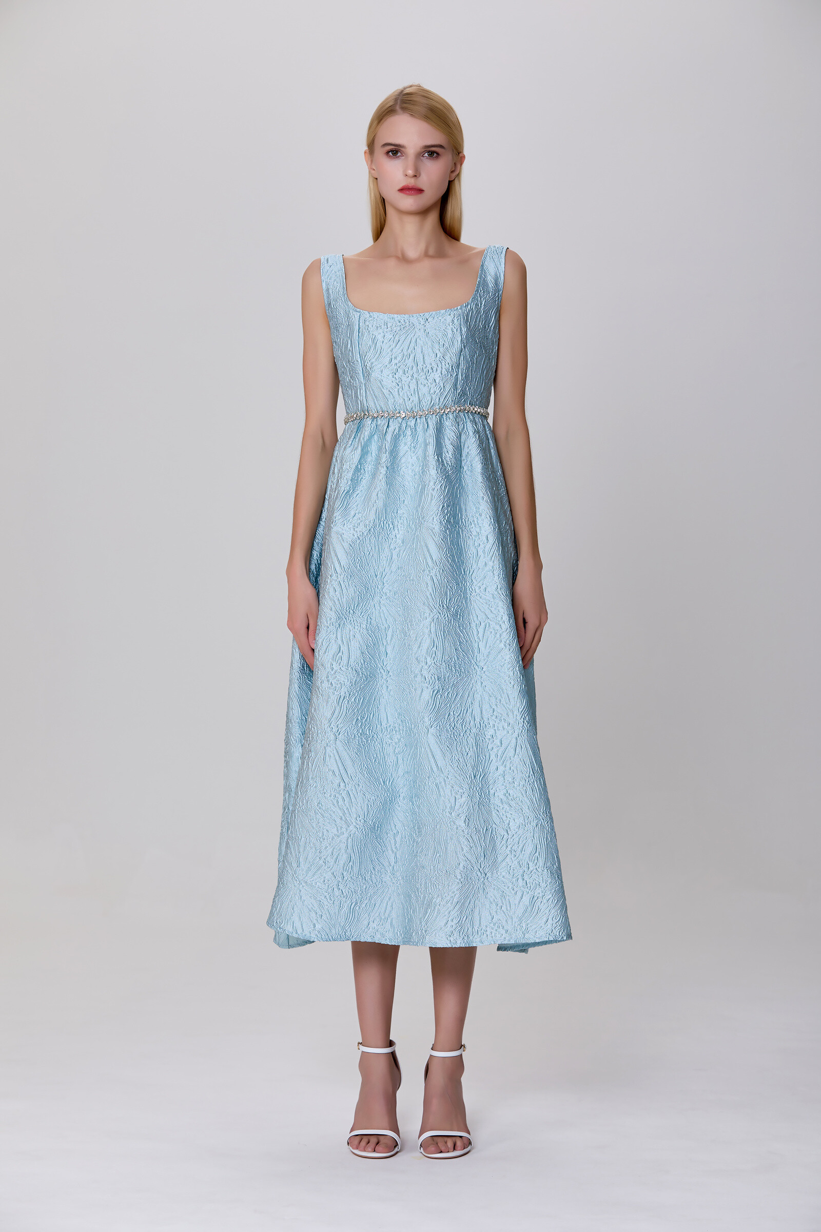 Grossiste Smart and Joy - Robe ajustée et évasée en jacquard texturé