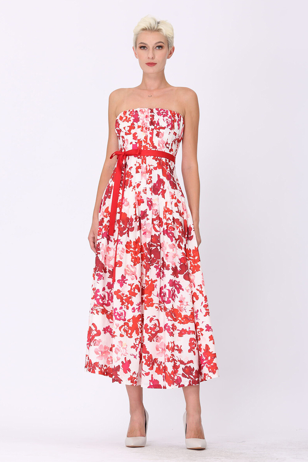 Grossiste Smart and Joy - Robe bustier à imprimé floral monochrome