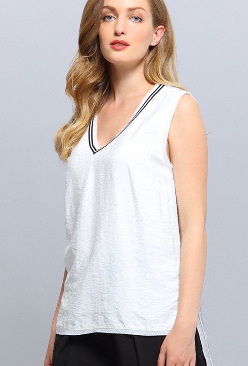 Wholesaler Smart and Joy - Long V-Neckline Bi-Material Top