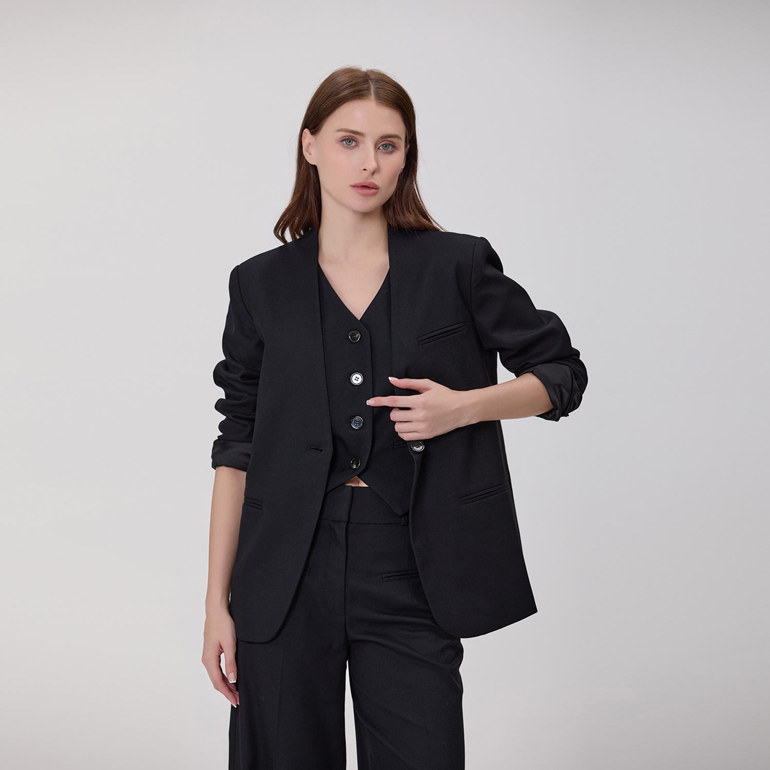 Großhändler Smart and Joy - Gerade geschnittener, kragenloser Blazer