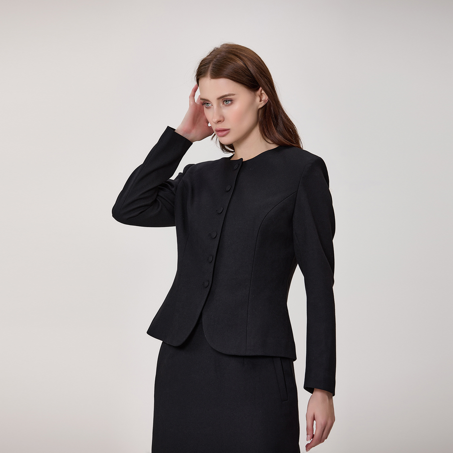 Großhändler Smart and Joy - Taillierte Jacke mit Stehkragen und verdeckten Knöpfen