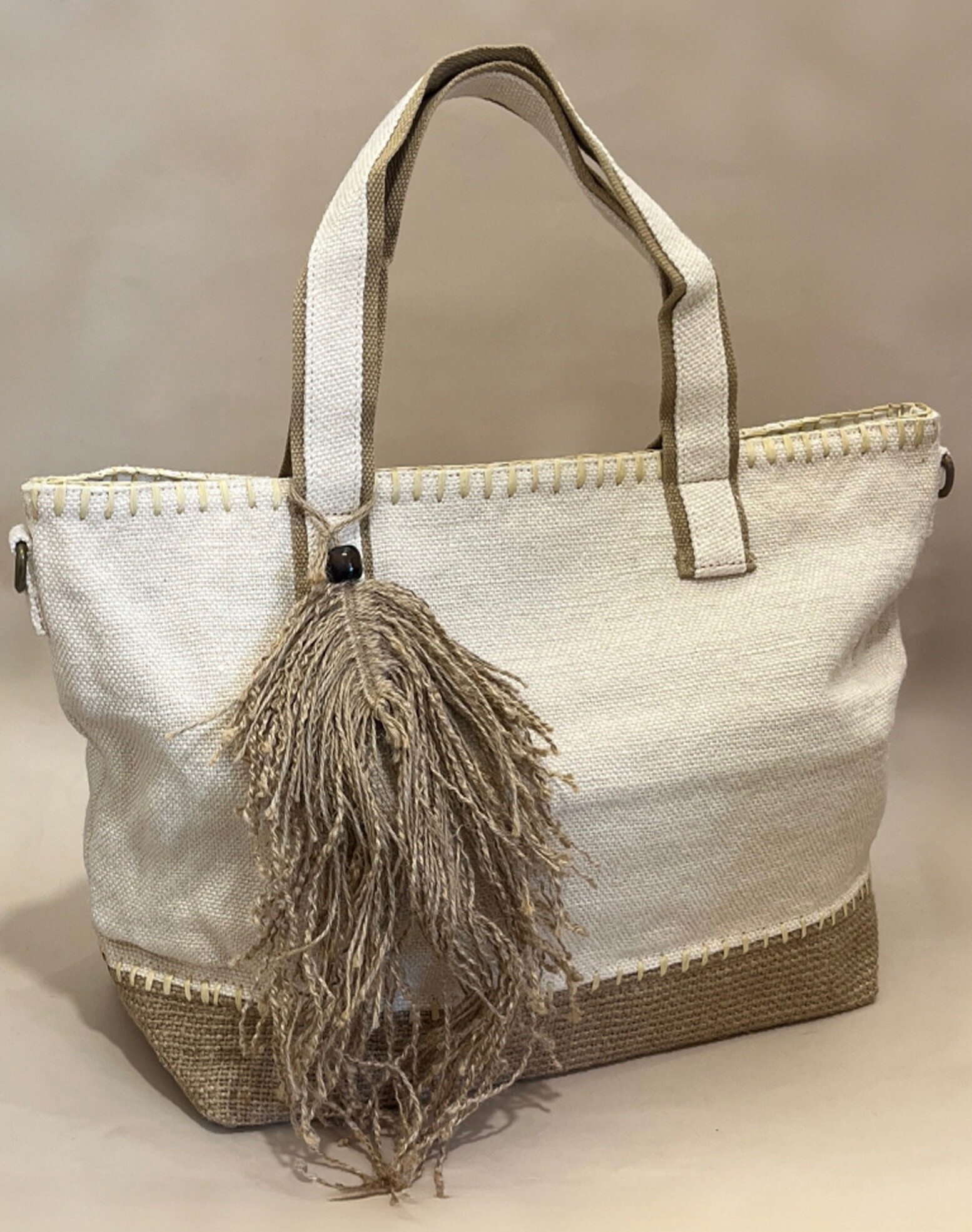 Wholesaler SO & LO - Handbag in jute canvas