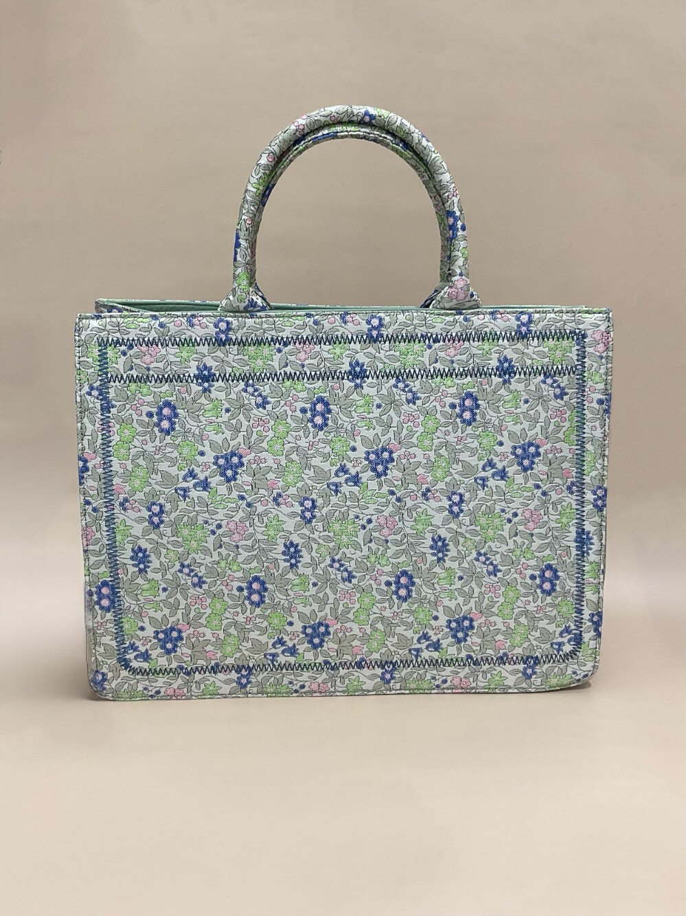 Wholesaler SO & LO - Flower printed tote