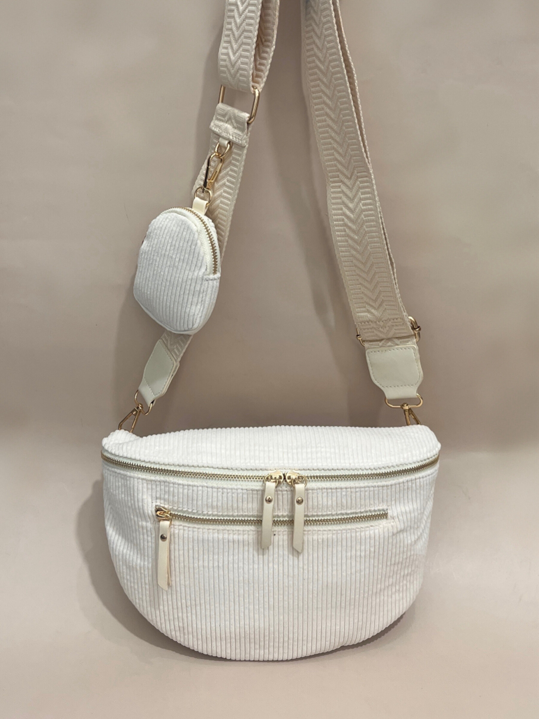 Grossiste SO & LO - BANANE EN VELOURS