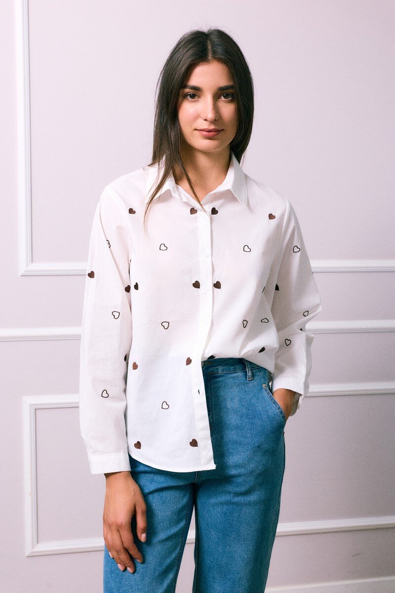 Chemise brodée en coton pur, idéale pour l'automne, confectionnée en Chine - Collection Automne/Hiver 2025/2026.