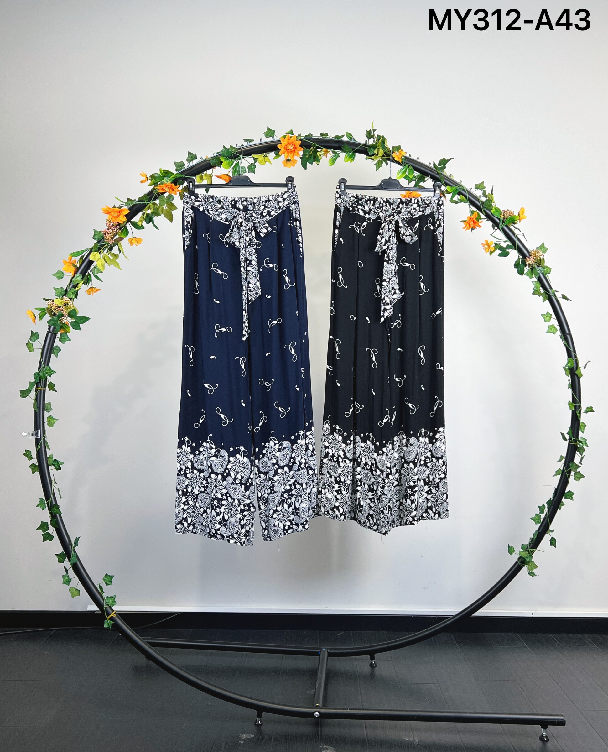 Wholesaler SOFLY - pants