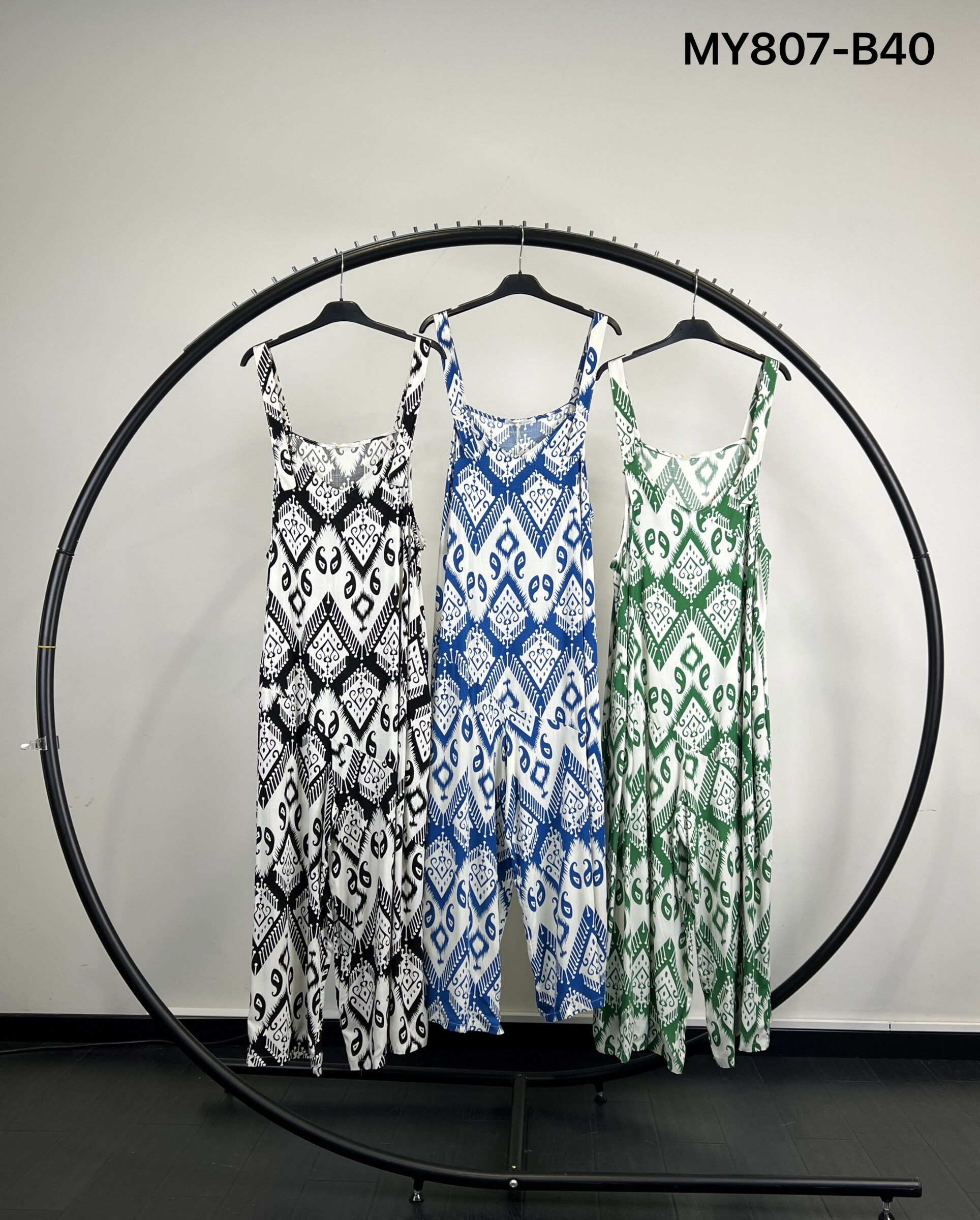 Wholesaler SOFLY - dresses