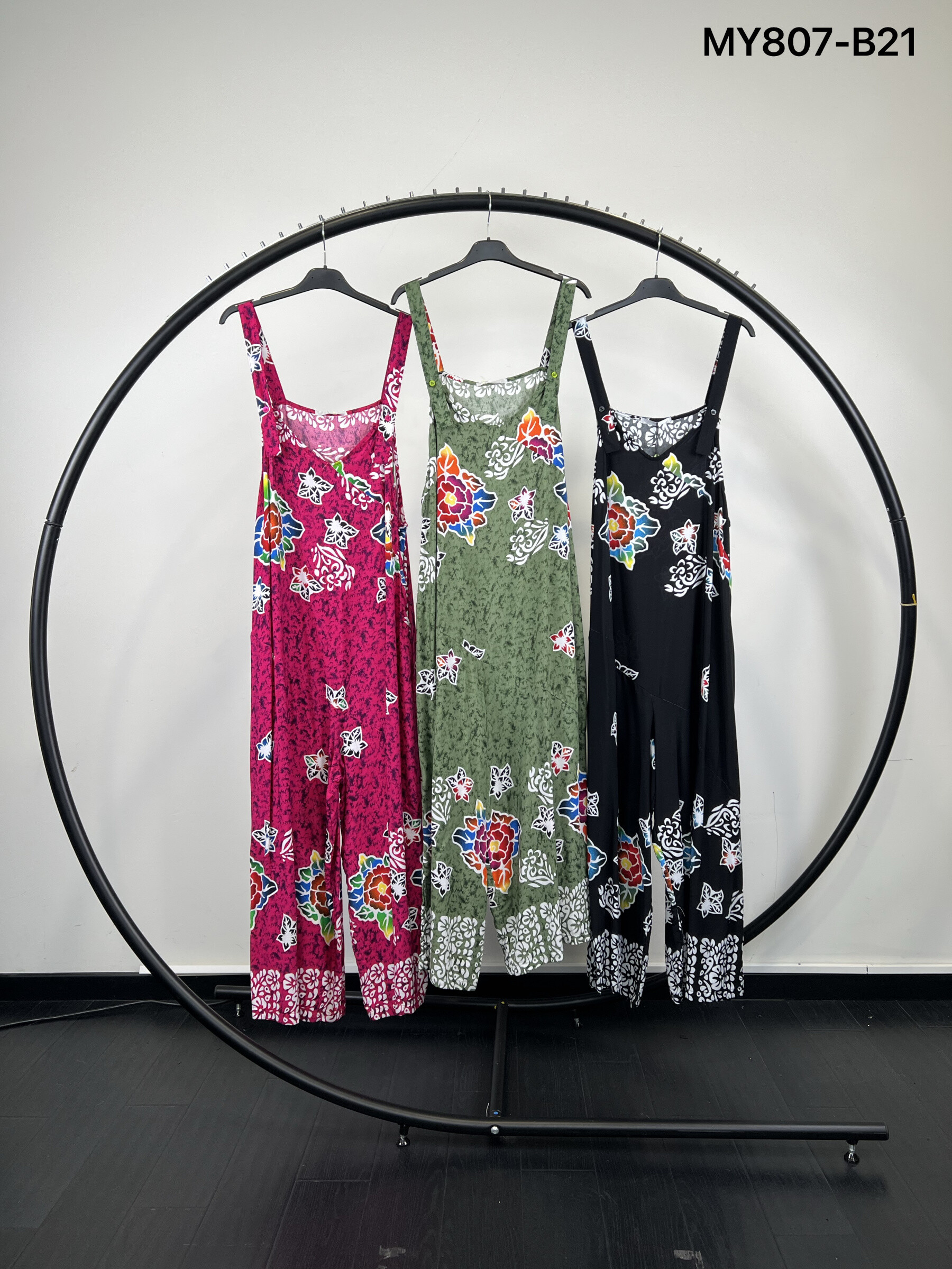 Wholesaler SOFLY - Dresses