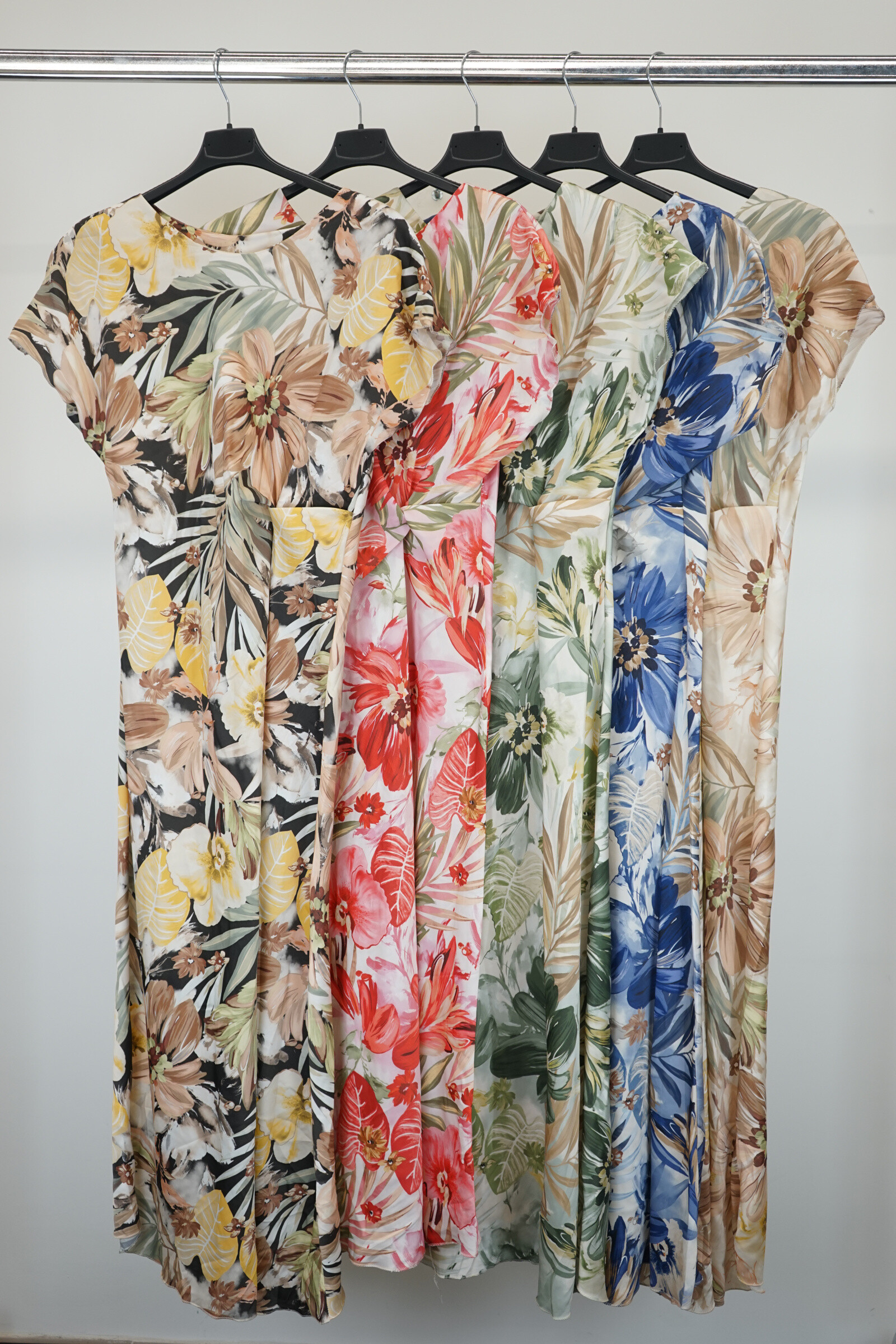 Wholesaler SOFLY - Dresses