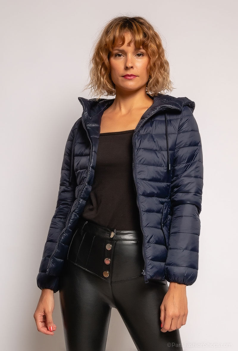 Großhändler Softy Paris - Wende-Daunenjacke mit Kapuze