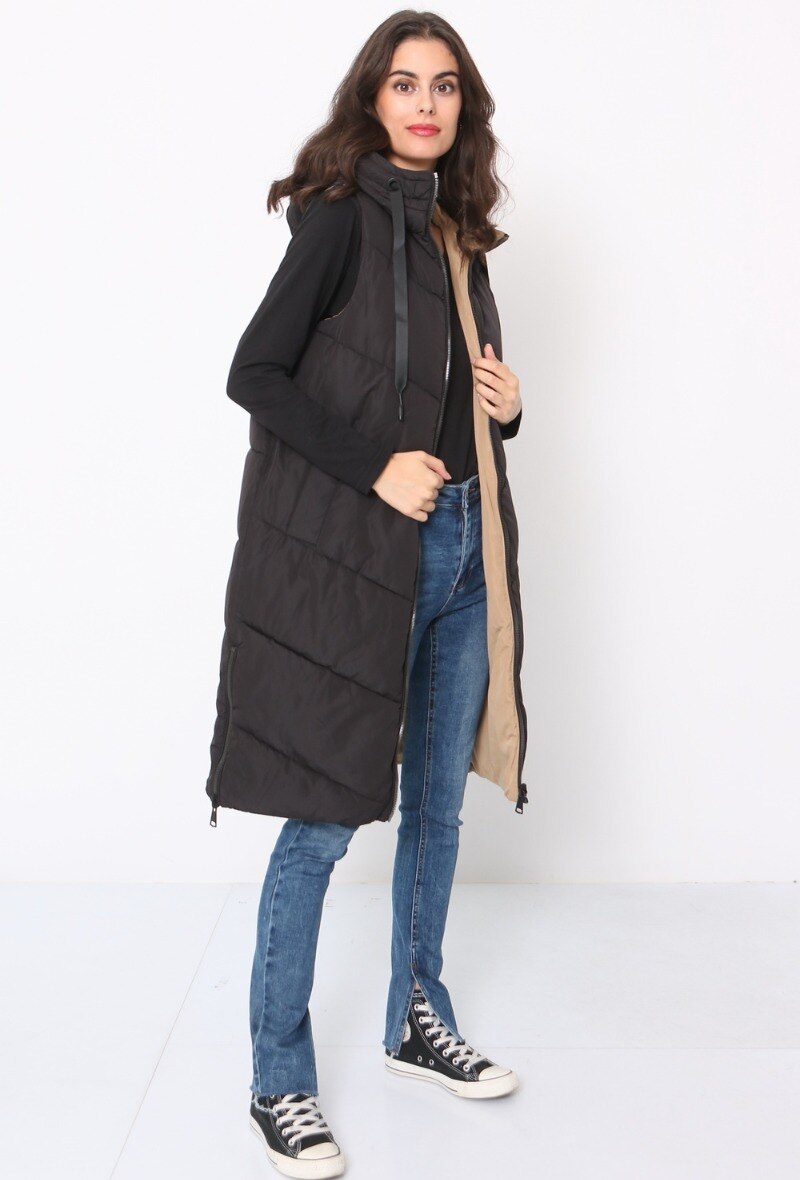 Grossista Softy Paris - Giacca in piumino con cappuccio reversibile senza maniche