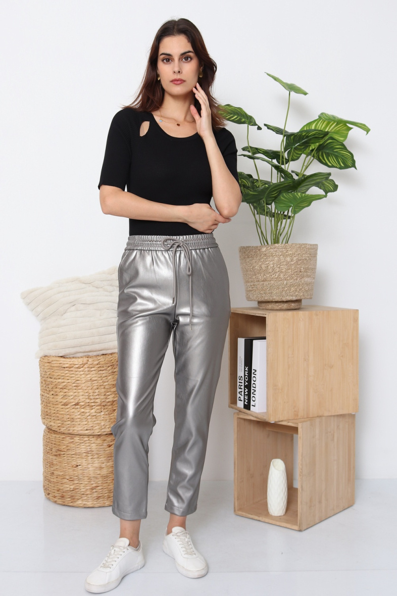 Grossiste Softy Paris - Pantalon en simili cuir