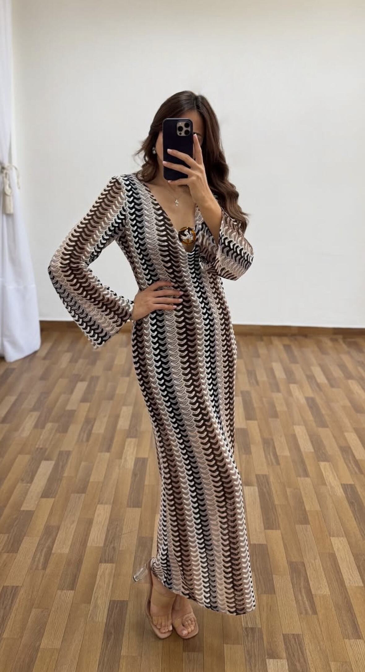 Mayorista Soy & Co - Vestido de crochet largo con bucle