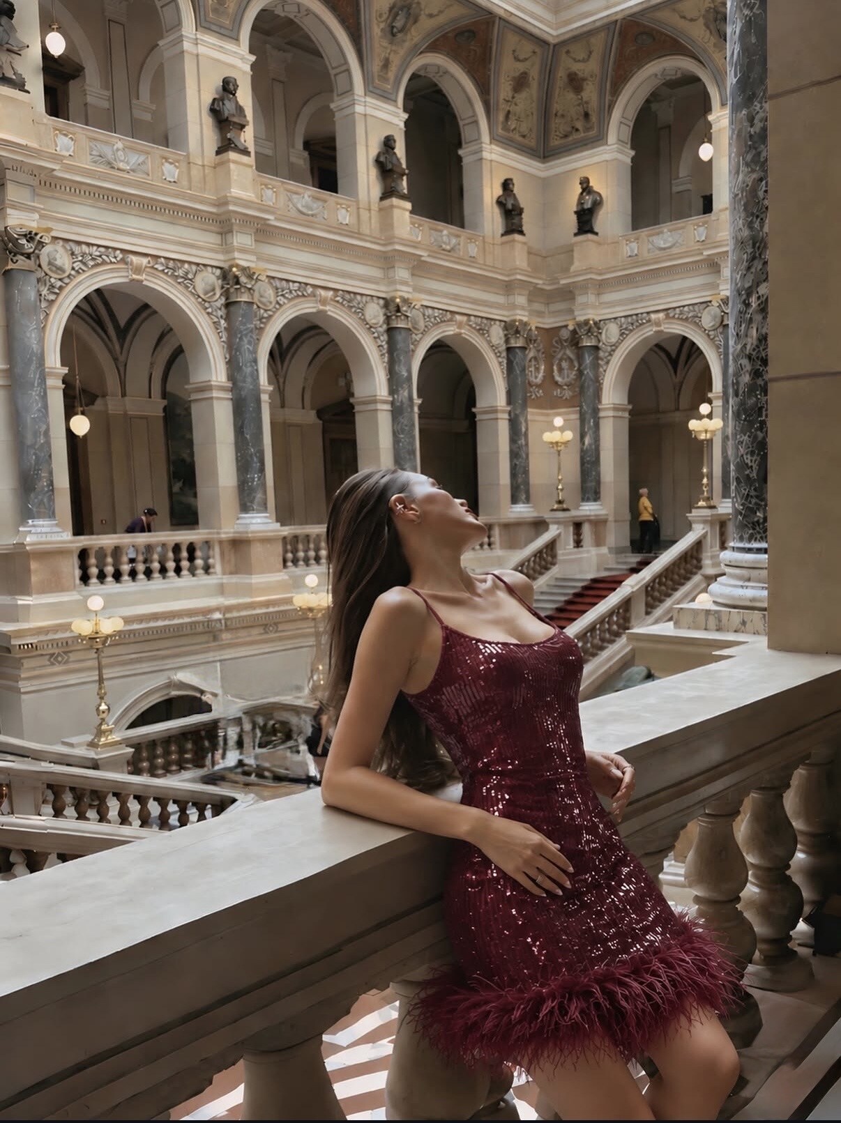 Wholesaler Soy & Co - Mini sequin dress with feather trim