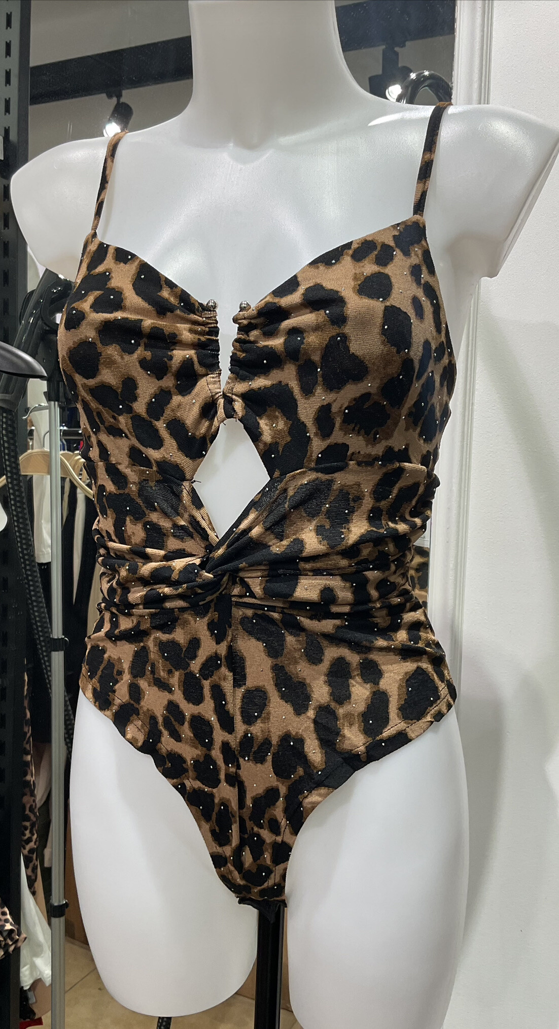 Wholesaler STELLA - body
