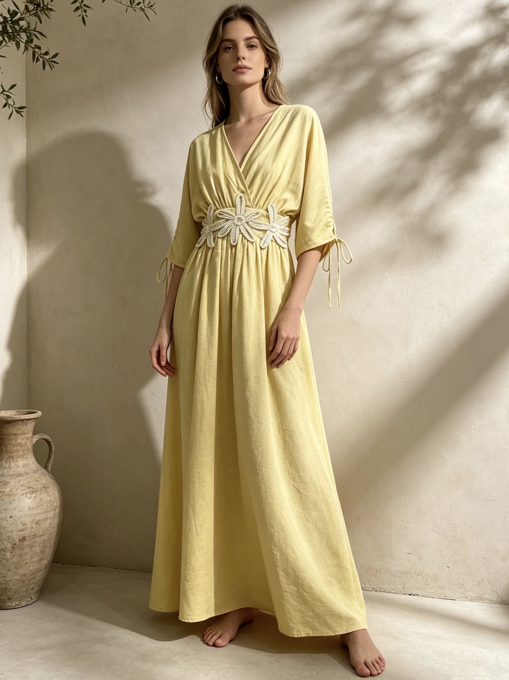 Großhändler STELLA - Langes Maxikleid, bestickte Taille, Bindeärmel, fließender Schnitt, Bohemian-Chic-Stil