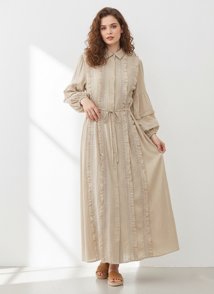 Wholesaler STELLA - Renaissance-inspired dress, adorned with intricate lace applications and ruffles.