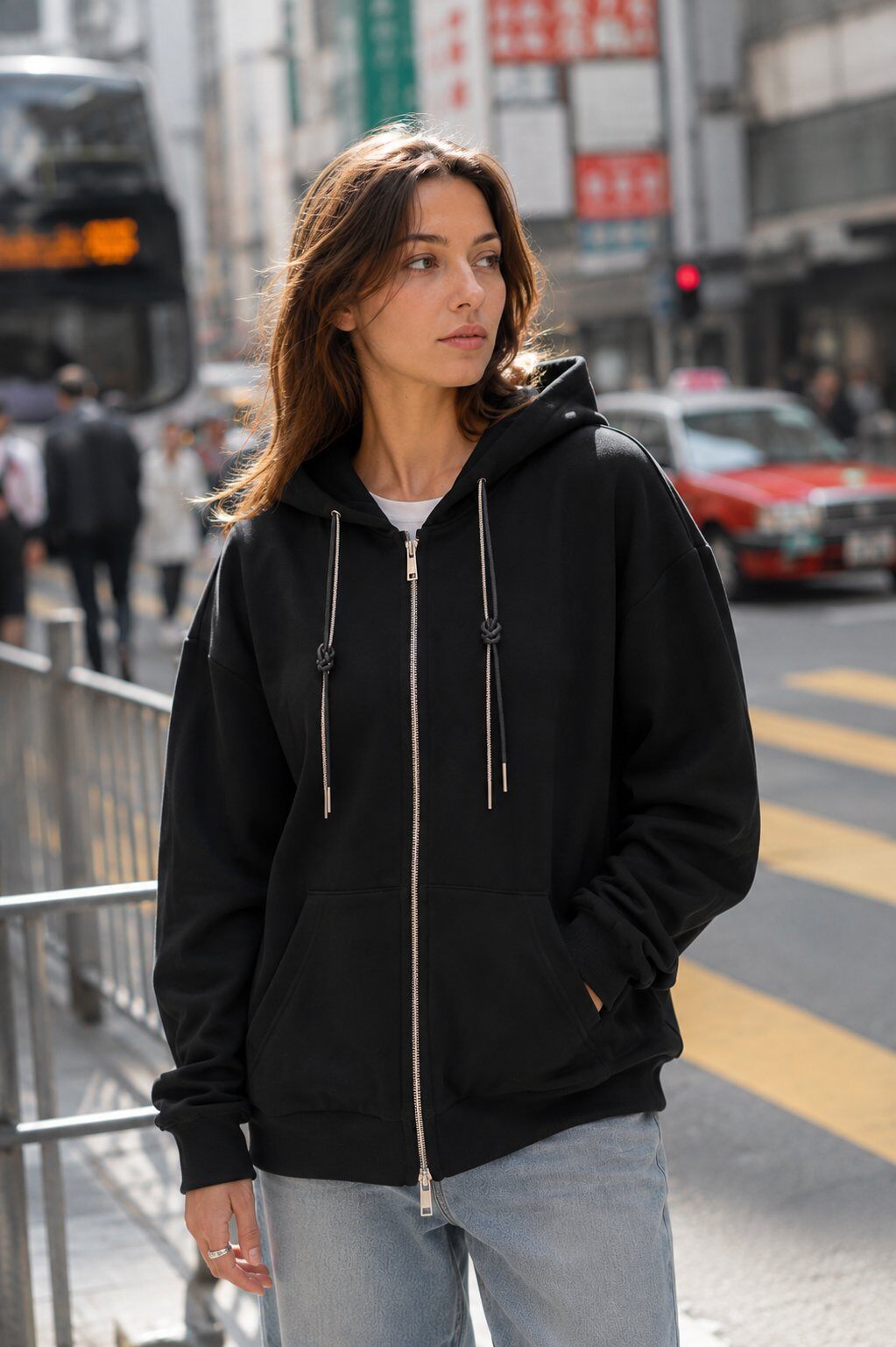 Grossiste STELLA - Sweat à capuche zippé oversize avec cordons métalliques