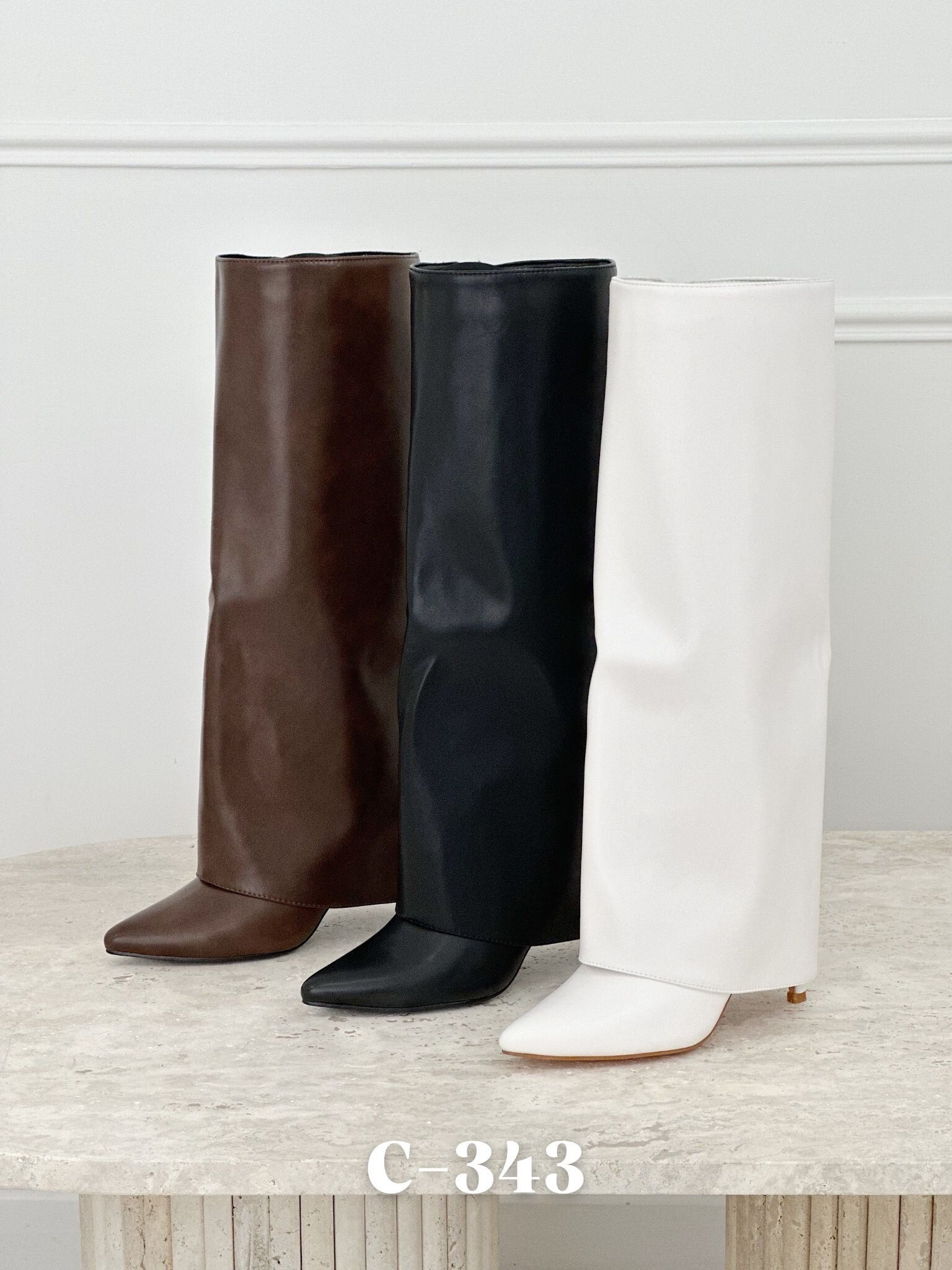 Grossiste Stephan Paris - Bottes Hautes Minimalistes