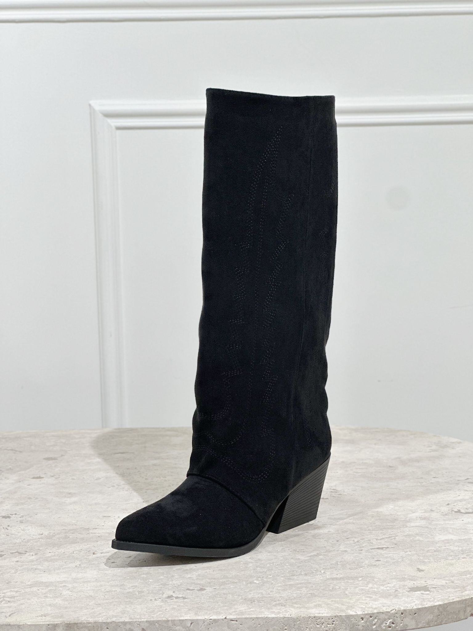 Grossiste Stephan Paris - Bottes Western en Suédine