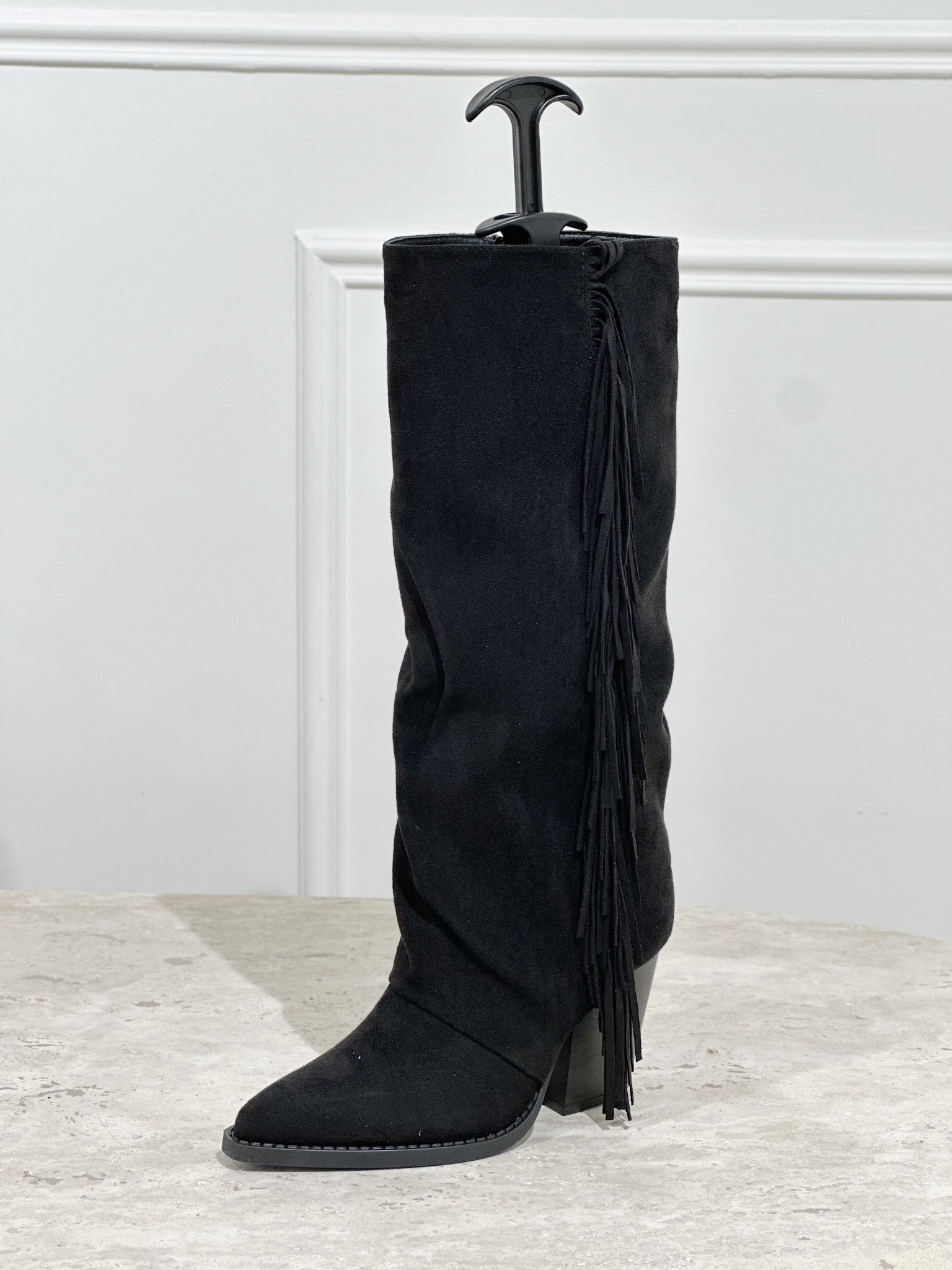 Großhändler Stephan Paris - Western Overknee-Stiefel aus Wildleder mit Fransen