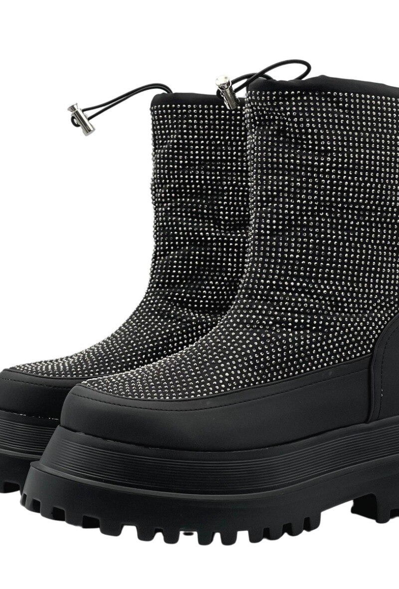 Großhändler Stephan Paris - Après-Ski-Stiefel mit Strasssteinen