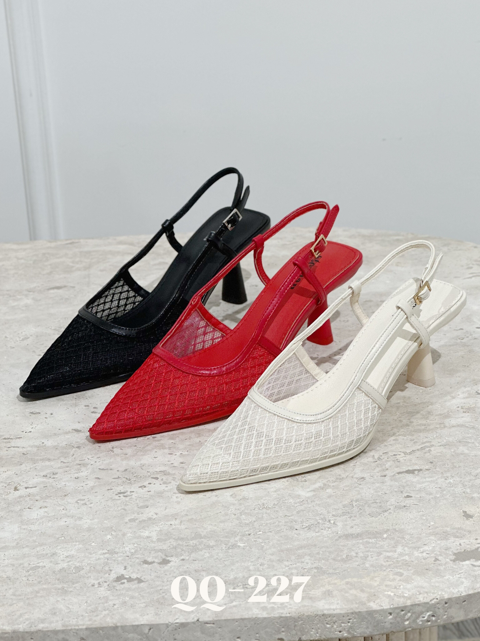 Wholesaler Stephan Paris - Elegant openwork knit pumps