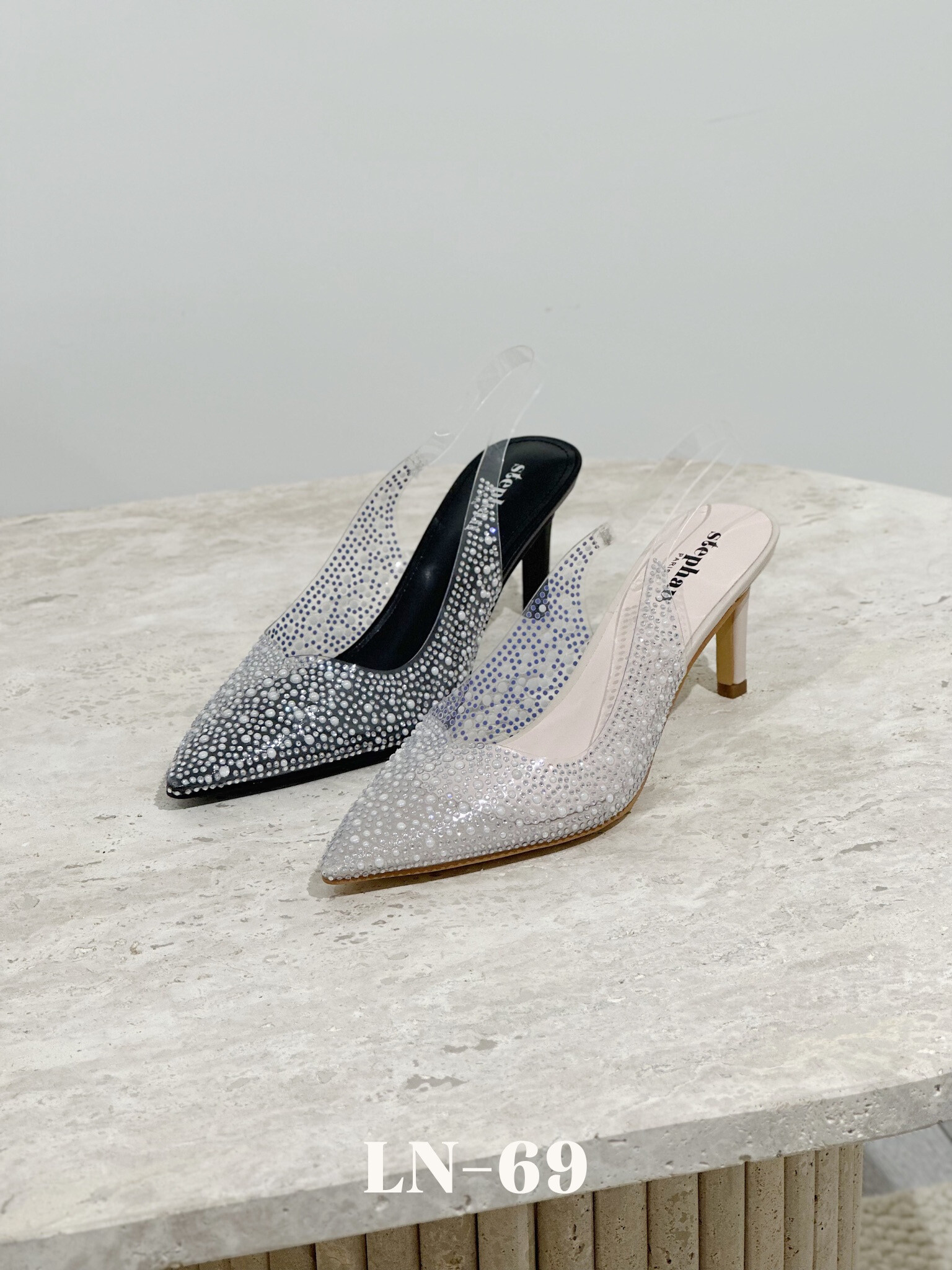 Wholesaler Stephan Paris - Elegant pumps in rhinestones