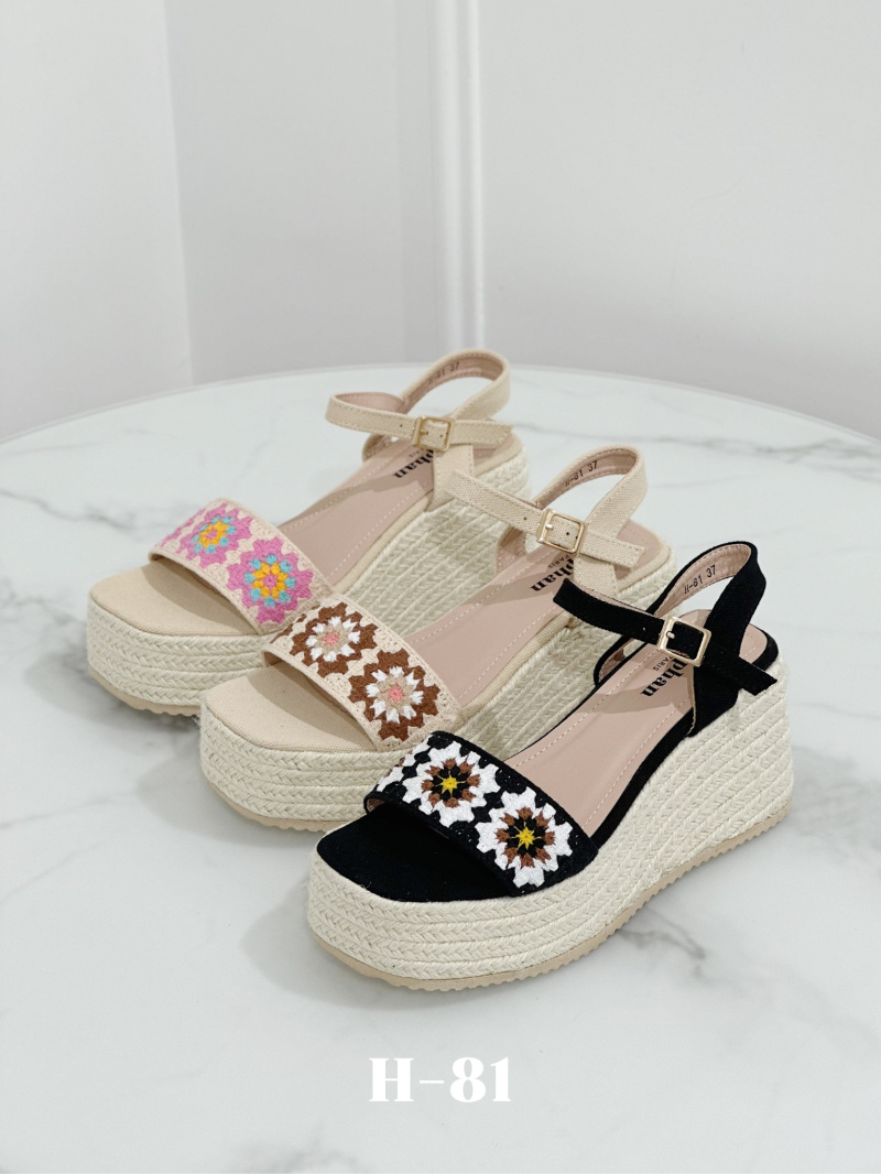 Grossiste Stephan Paris - Espadrilles avec detail brodé