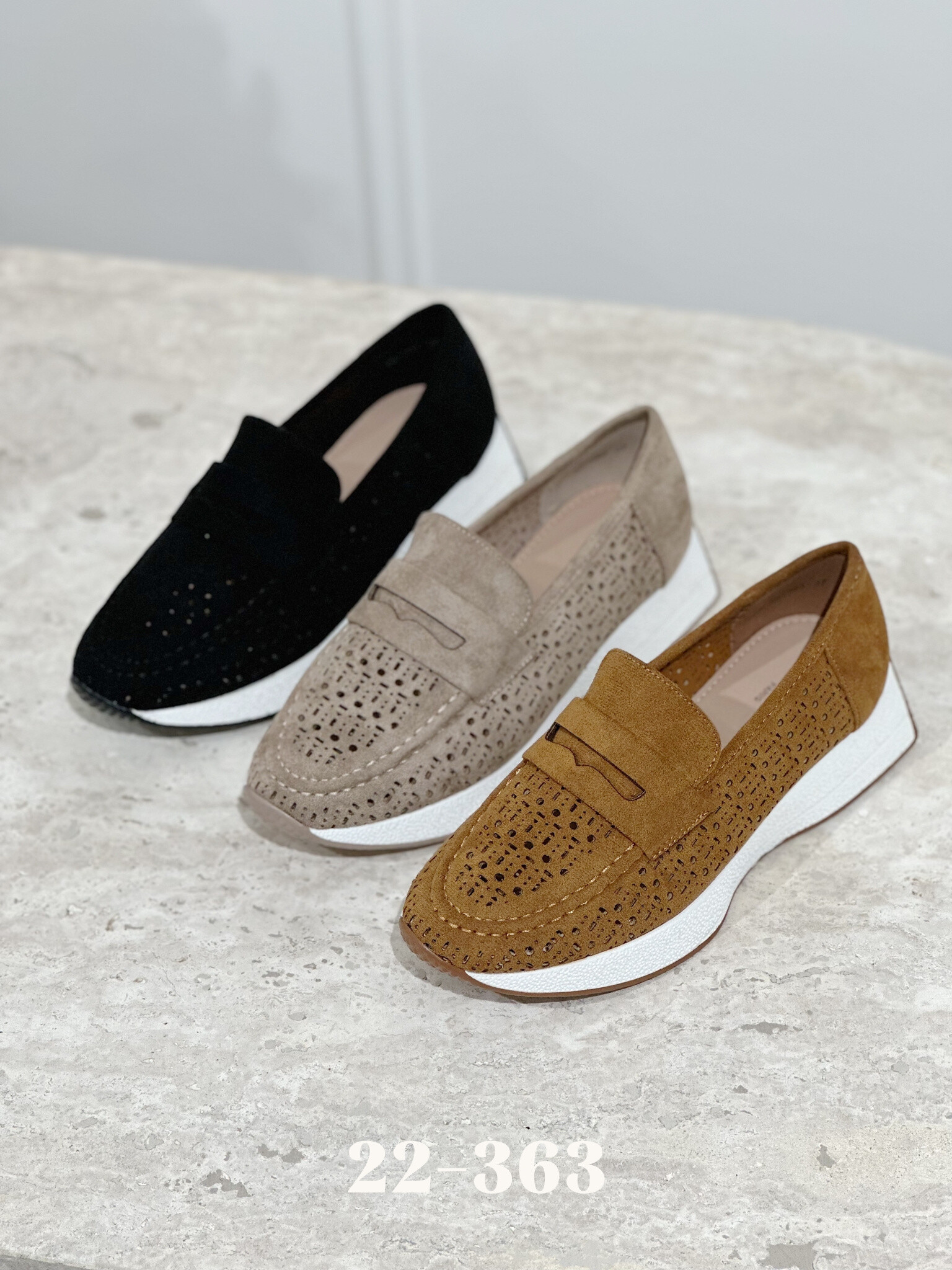 Wholesaler Stephan Paris - Moccasins in perforated suede with wedge sole