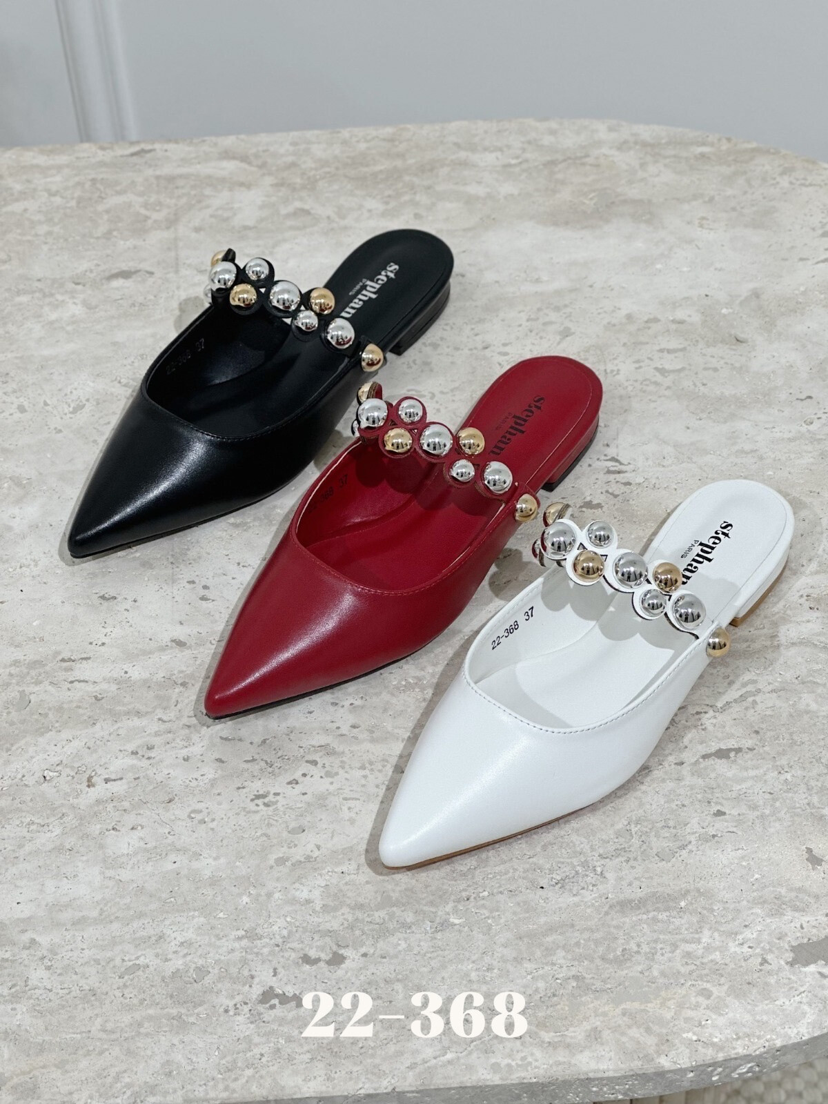 Wholesaler Stephan Paris - Elegant mules with pointed ending with metal pearls