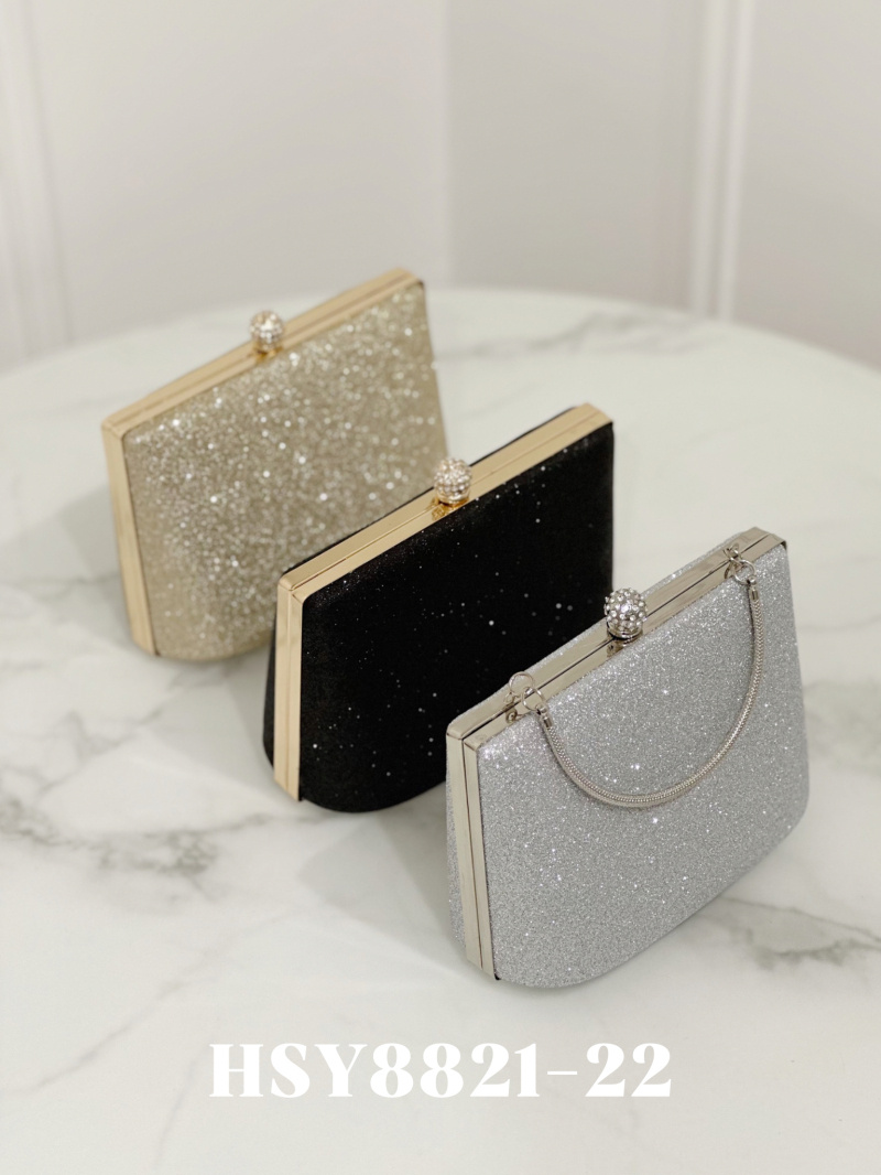 Großhändler Stephan Paris - Abendclutch mit Strasssteinen