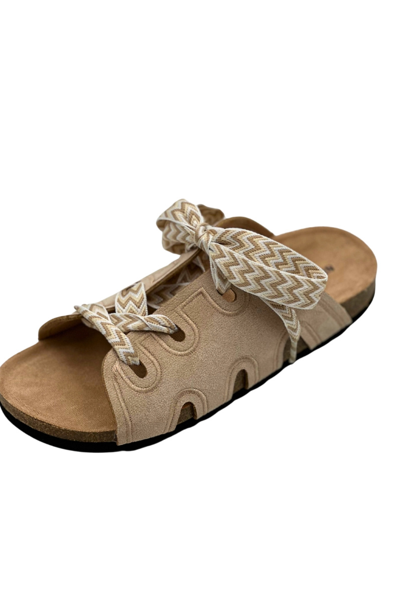 Großhändler Stephan Paris - Wildledersandalen mit Schnürsenkeln