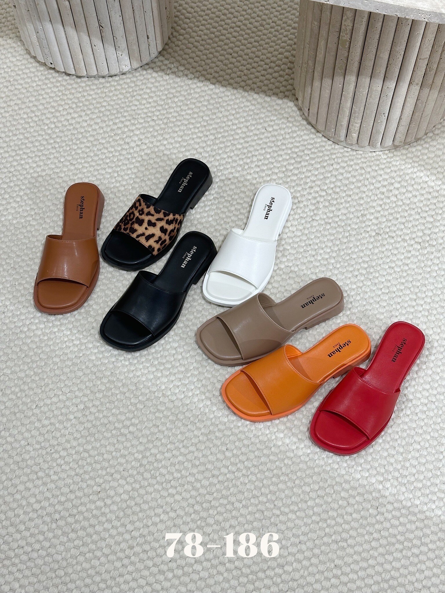 Wholesaler Stephan Paris - Flat mules with minimalist elegance (plus size)